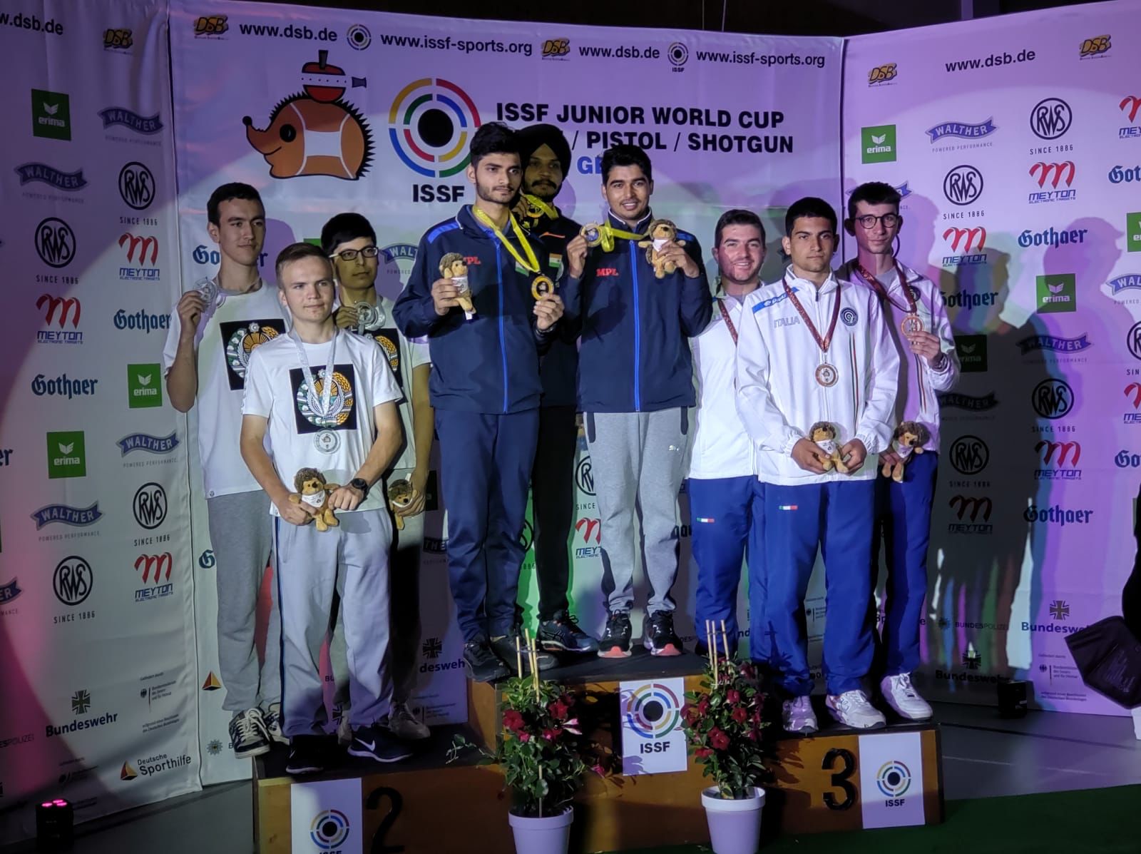 Podio Coppa del Mondo Juniores P10 squadre